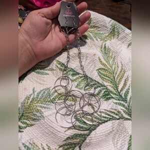 Paparazzi Silver‎ Necklace and Earrings Set Circle Statement Jewelry